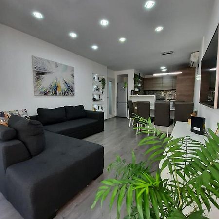 Vice Apartment Omiš Exterior foto