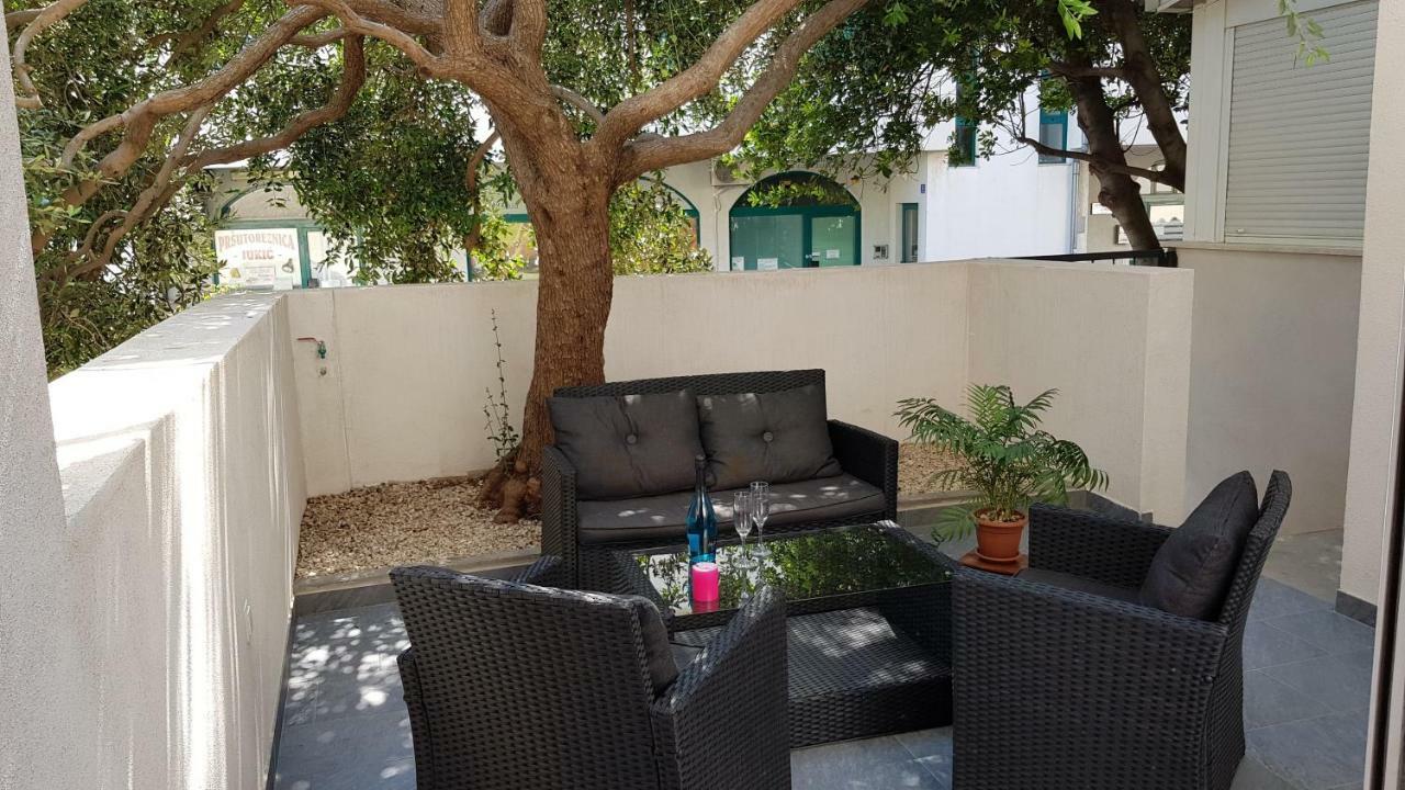 Vice Apartment Omiš Exterior foto